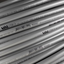 Труба напорная из сшитого полиэтилена с барьерным слоем EVOH, тип PE-Xa, 16(2.2) бухта 200м (Россия)