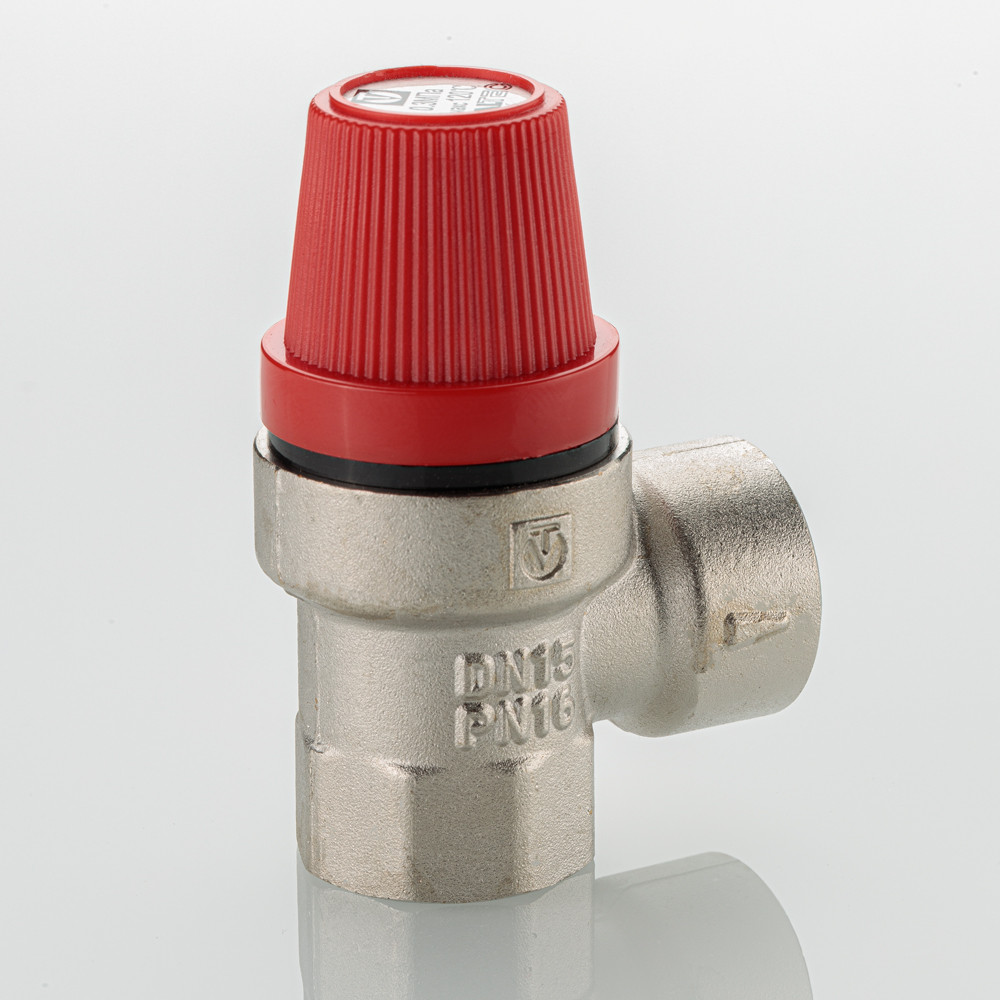 Клапан предохранительный 1/2" х 3 бара